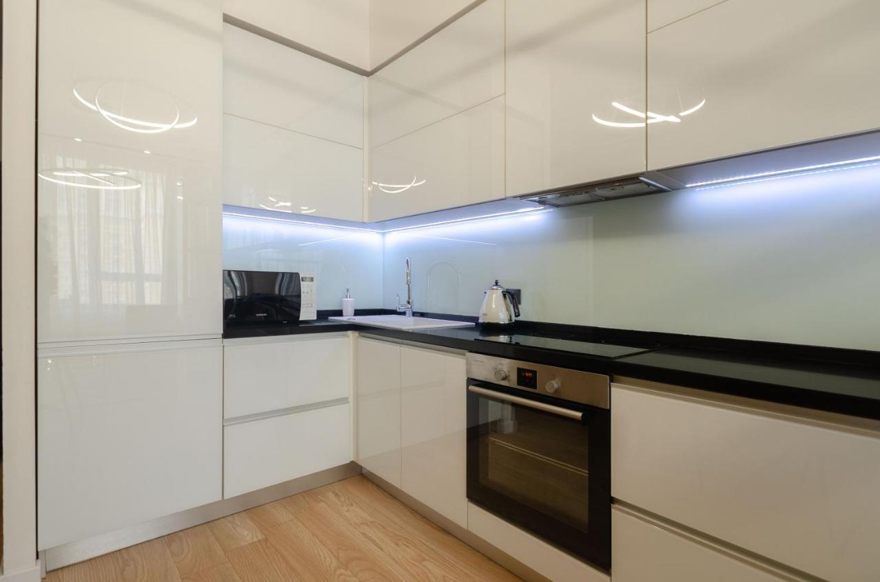 Petrovdom Apartment 77-94-59 In Rc Tetris Hall, Dilova Street 1-2 Киев Екстериор снимка