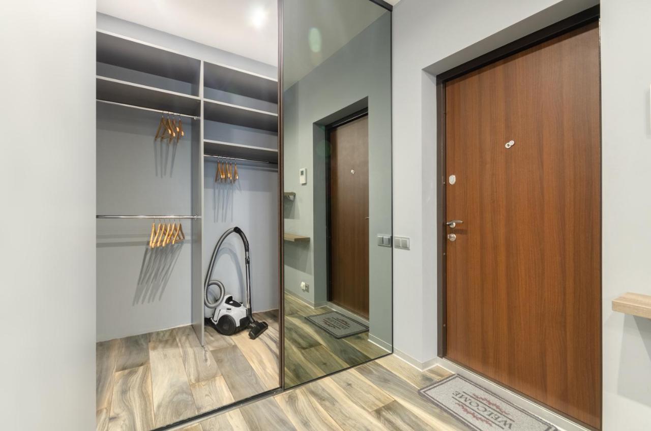 Petrovdom Apartment 77-94-59 In Rc Tetris Hall, Dilova Street 1-2 Киев Екстериор снимка