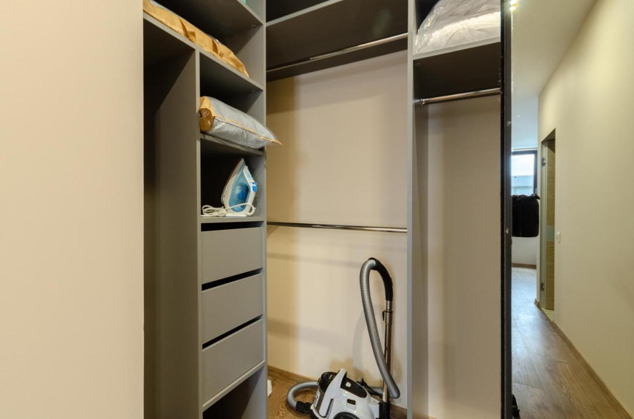 Petrovdom Apartment 77-94-59 In Rc Tetris Hall, Dilova Street 1-2 Киев Екстериор снимка