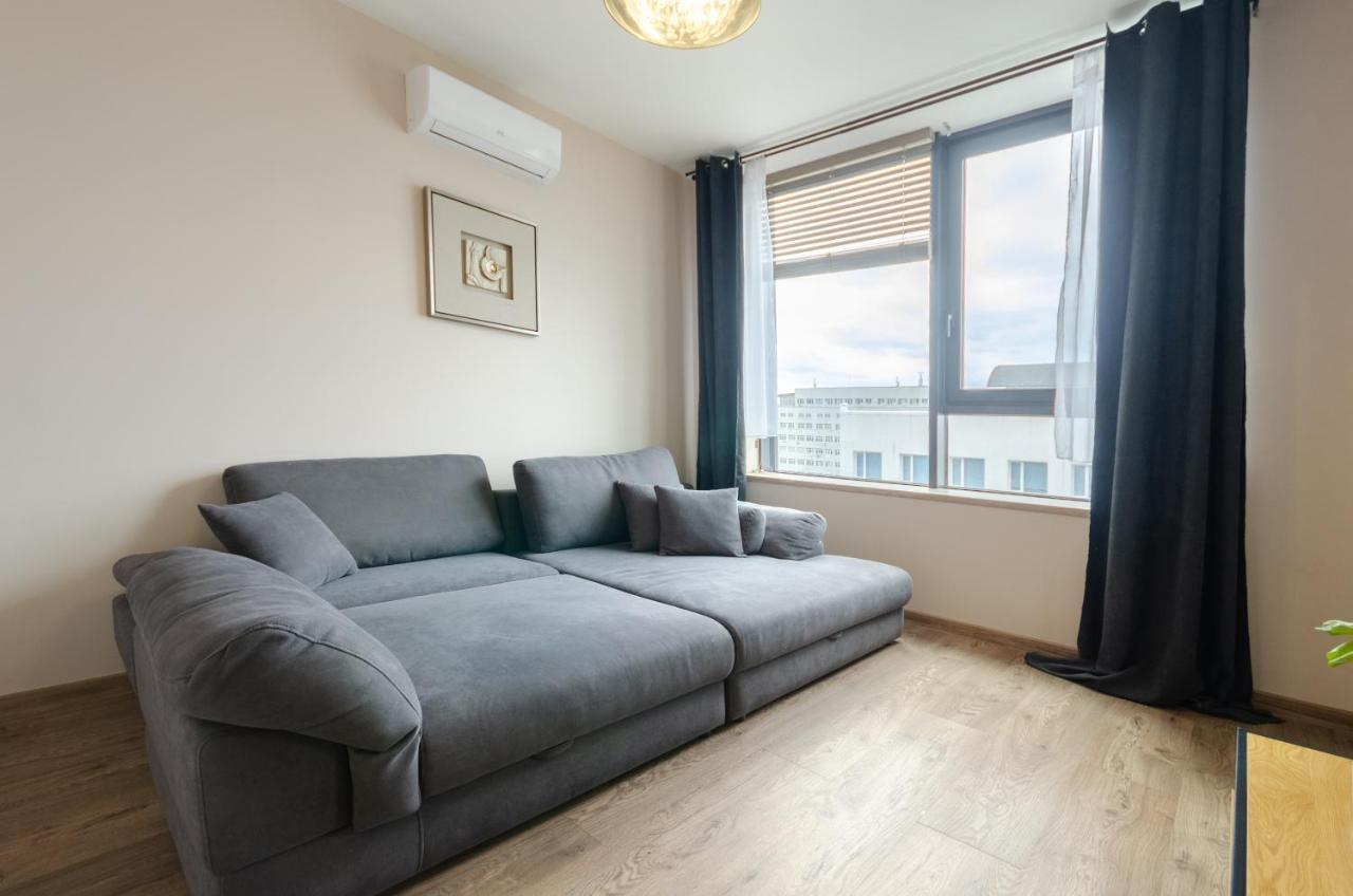 Petrovdom Apartment 77-94-59 In Rc Tetris Hall, Dilova Street 1-2 Киев Екстериор снимка